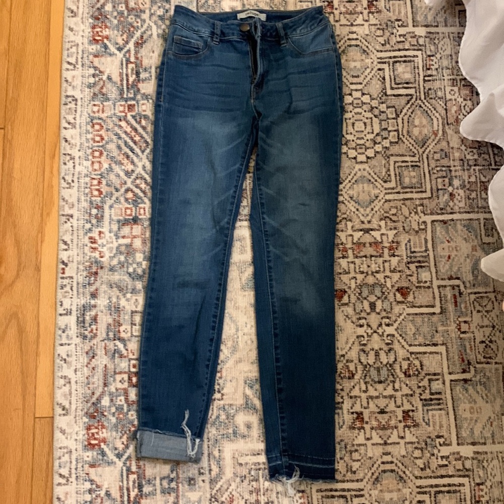 perfume skinny jeans